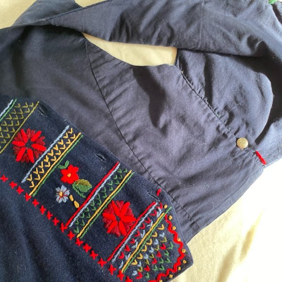 Vintage Embroidered Folk Art Vest Navy Blue Wool Button Up Vest - Picture 13 of 14